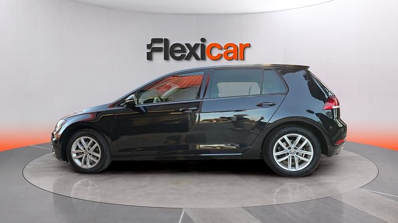 Usado VW Golf VII Advance 150 CV (110 kW) 2020 Negro Berlina
