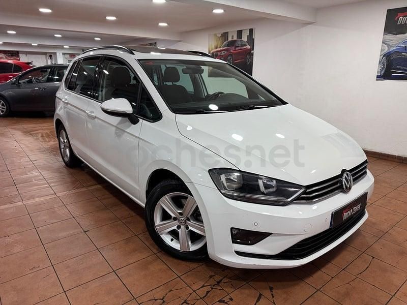 Usado VW Golf Sportsvan Advance 150 CV (110 kW) 2017 Blanco Monovolumen