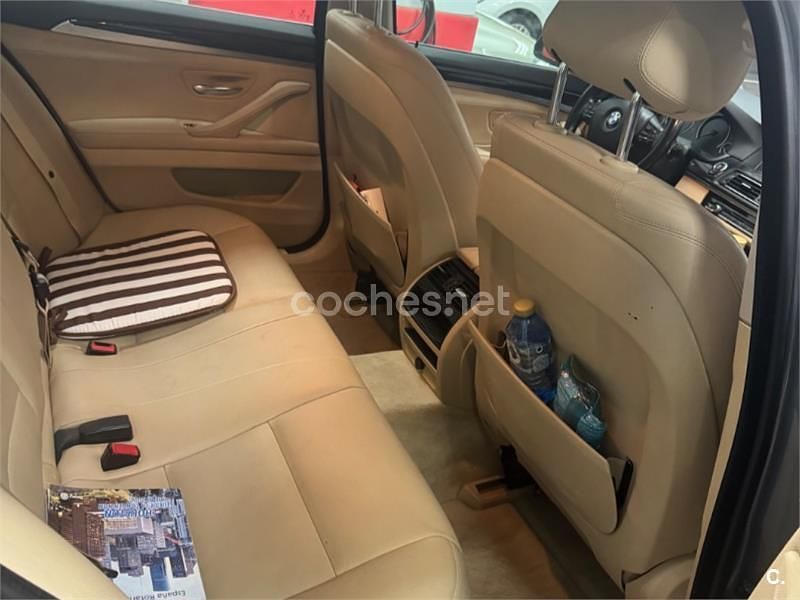 Usado BMW 520 Gran Turismo 184 CV (135 kW) 2014 Gris / plata Berlina