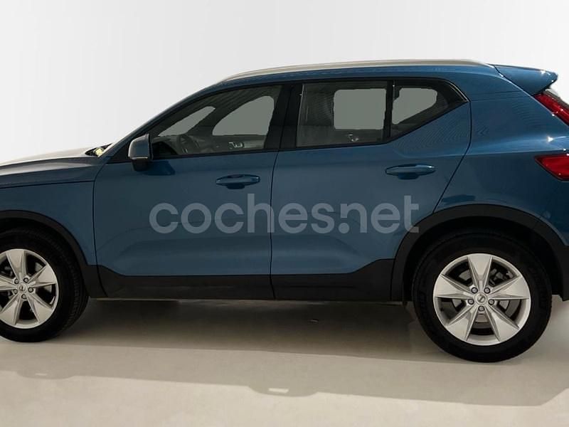Usado Volvo XC40 Core 163 CV (119 kW) 2025 Azul SUV