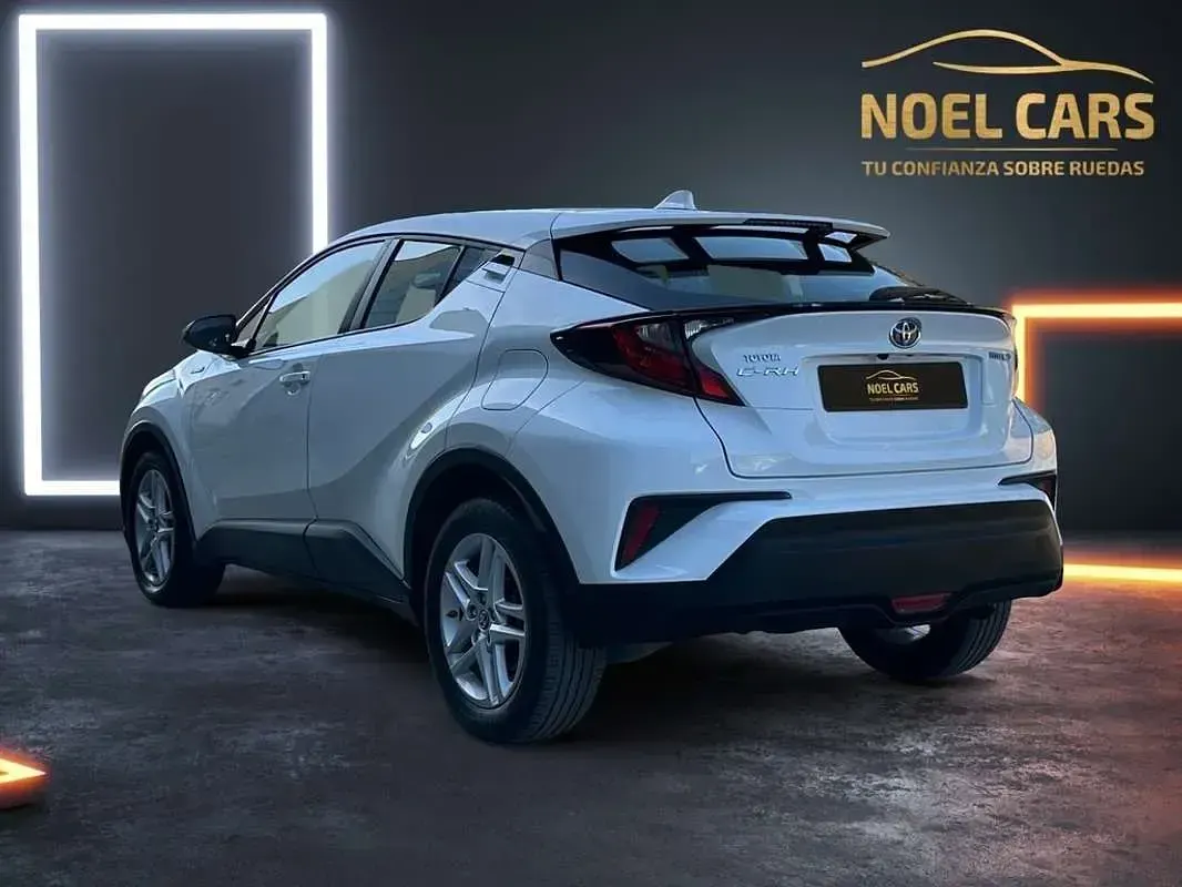 Usado Toyota C-HR Active 121 CV (88 kW) 2021 Blanco SUV