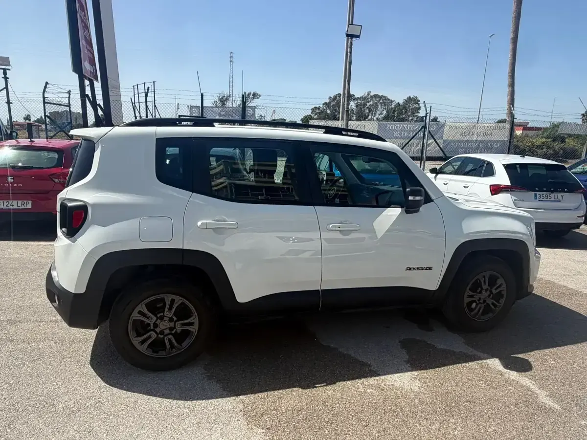 Usado Jeep Renegade Limited 120 CV (88 kW) 2022 Blanco SUV