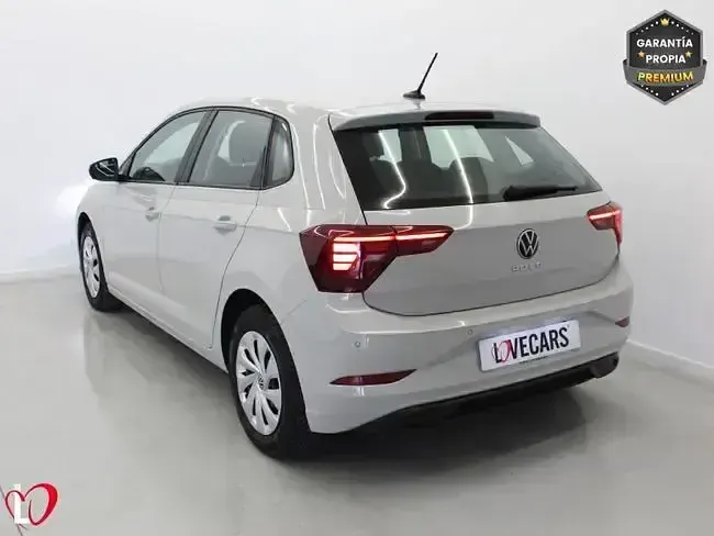 Usado VW Polo 95 HP (69 kW) 2022 Cinzento Sedan