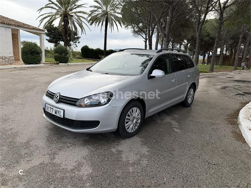Usado VW Golf VI Advance 105 CV (77 kW) 2011 Gris / plata Utilitario