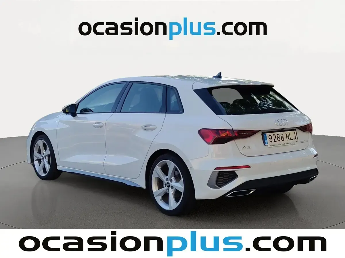 Usado Audi A3 Sportback S-Line 150 CV (110 kW) 2023 Blanco Utilitario