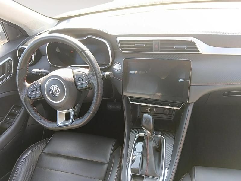 Usado MG ZS Luxury 110 CV (80 kW) 2023 Blanco SUV