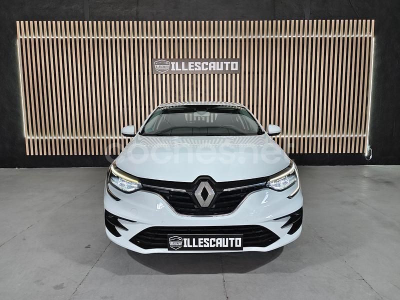 Usado Renault Mégane IV Business 115 CV (84 kW) 2021 Blanco Berlina