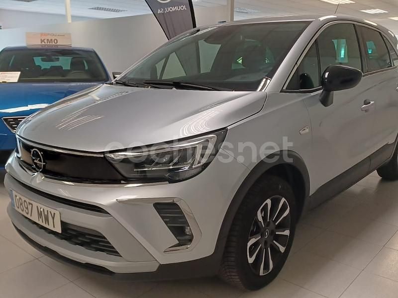 Gris / plata Usado 2024 Opel Crossland Elegance SUV | 17.900 € (Un poco caro) - Imagen 1/4