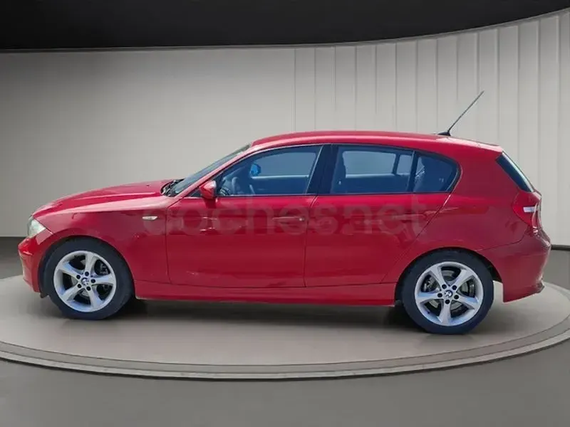 Usado BMW 120 177 CV (130 kW) 2008 Rojo Utilitario