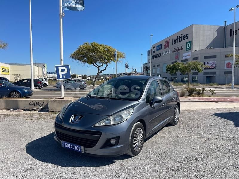 Gris / plata Usado 2010 Peugeot 207 Berlina | 4850 € (Precio justo) - Imagen 1/4