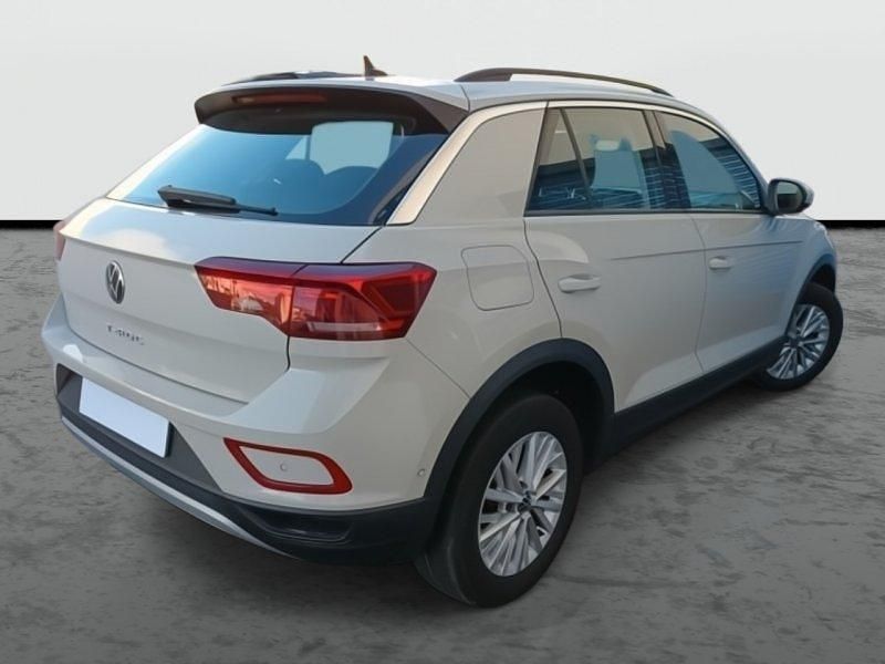 Usado VW T-Roc 110 CV (80 kW) 2023 Gris ascot SUV