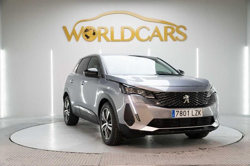 Usado Peugeot 3008 Allure 130 CV (95 kW) 2022 Gris SUV
