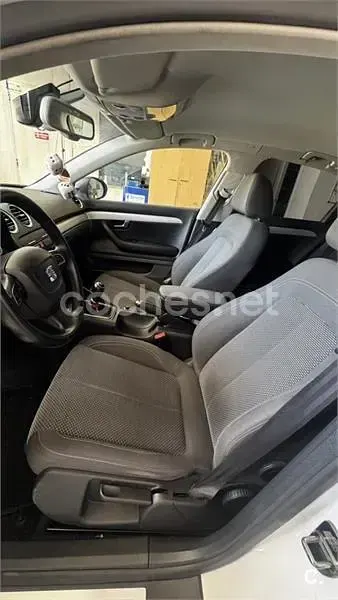 Usado Seat Exeo Ecomotive 143 CV (105 kW) 2012 Blanco Berlina