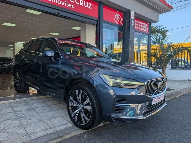Usado Volvo XC60 Ultimate 350 CV (257 kW) 2022 Azul SUV