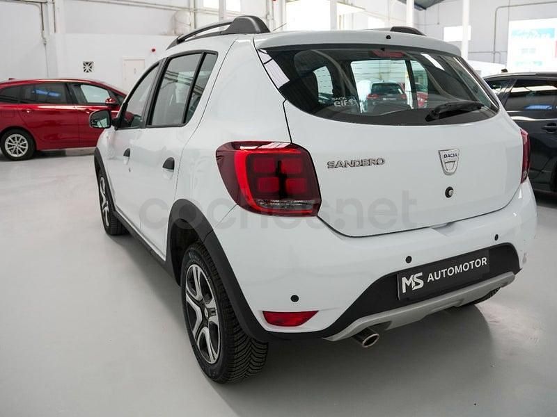 Usado Dacia Sandero Stepway Ambiance 90 CV (66 kW) 2018 Blanco Berlina
