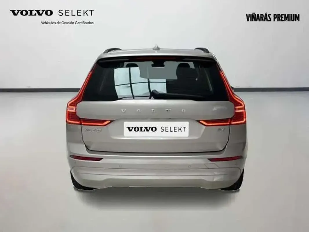 Usado Volvo XC60 Core 197 CV (144 kW) 2023 SUV