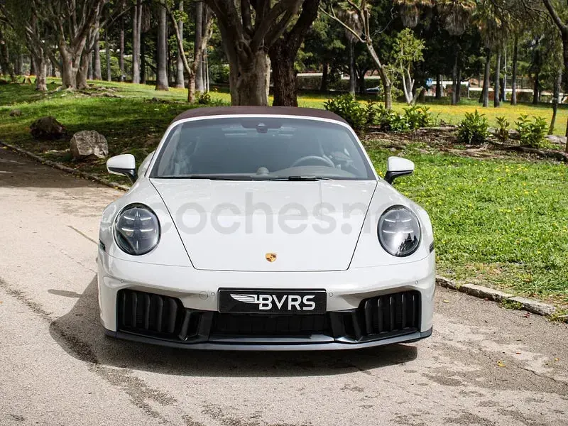 Nuevo Porsche 911 541 CV (397 kW) 2026 Gris / plata Descapotable