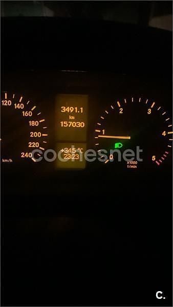 Usado Mercedes A160 Classic 82 CV (60 kW) 2006 Rojo Monovolumen