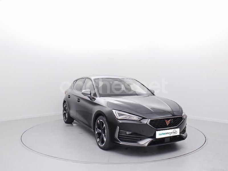 Negro Usado 2024 Cupra Leon Berlina | 27.900 € (Precio justo) - Imagen 1/4