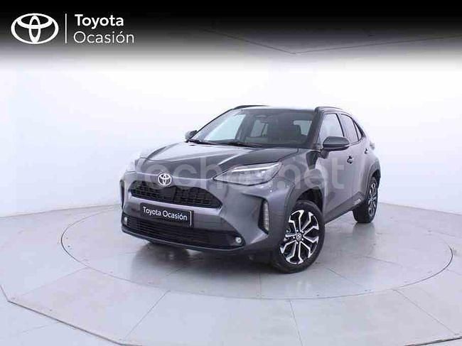 Gris / plata Usado 2025 Toyota Yaris Cross Active SUV | 25.800 € (Un poco caro) - Imagen 1/3