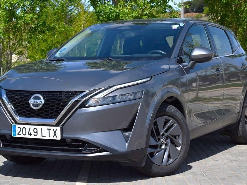 Usado Nissan Qashqai Acenta 158 CV (116 kW) 2021 Gris / plata SUV