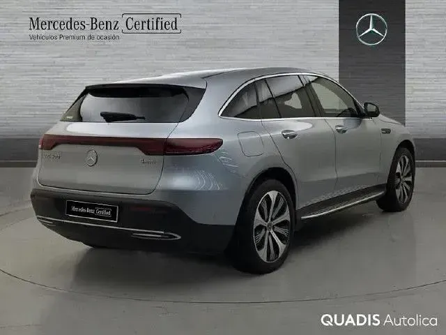 Usado Mercedes EQC400 Electric Art 300 kW (408 CV) 2020 Plata hightech SUV