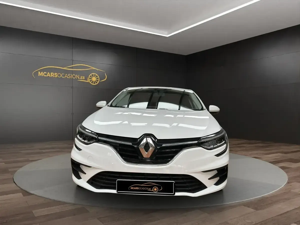 Usado Renault Mégane II Business 115 CV (84 kW) 2021 Blanco Berlina