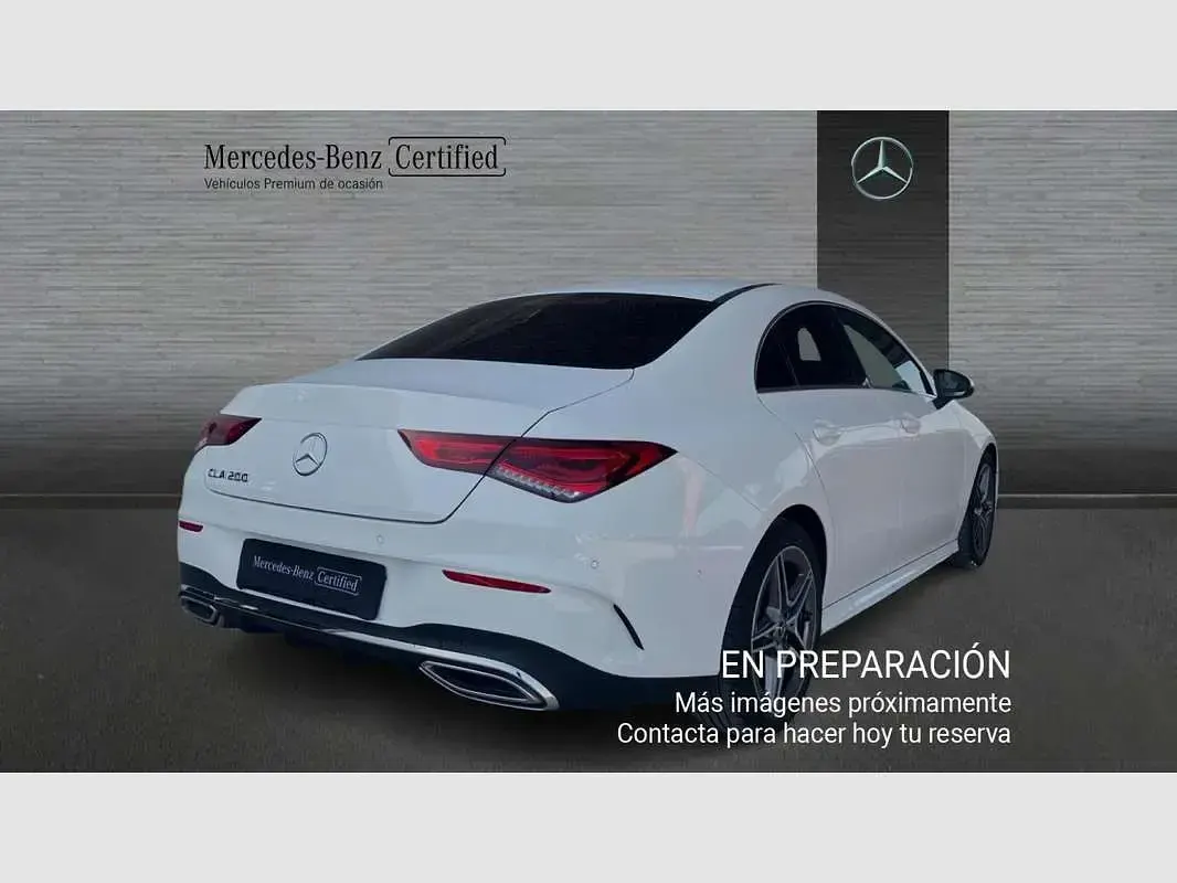 Usado Mercedes CLA200 163 CV (119 kW) 2022 Blanco Coupe