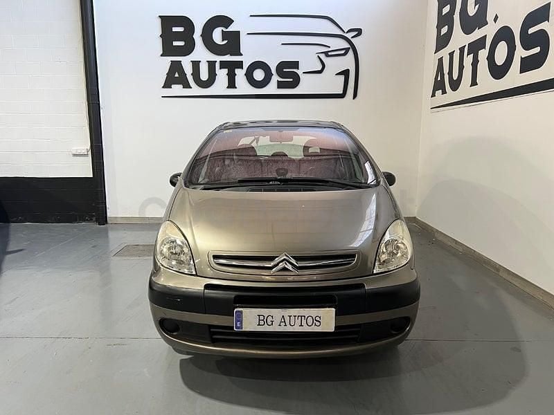 Usado Citroën Xsara Picasso 92 CV (67 kW) 2009 Marrón Monovolumen