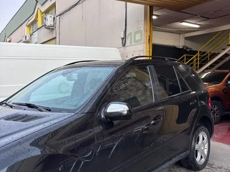 Usado Mercedes ML350 224 CV (164 kW) 2009 Negro SUV
