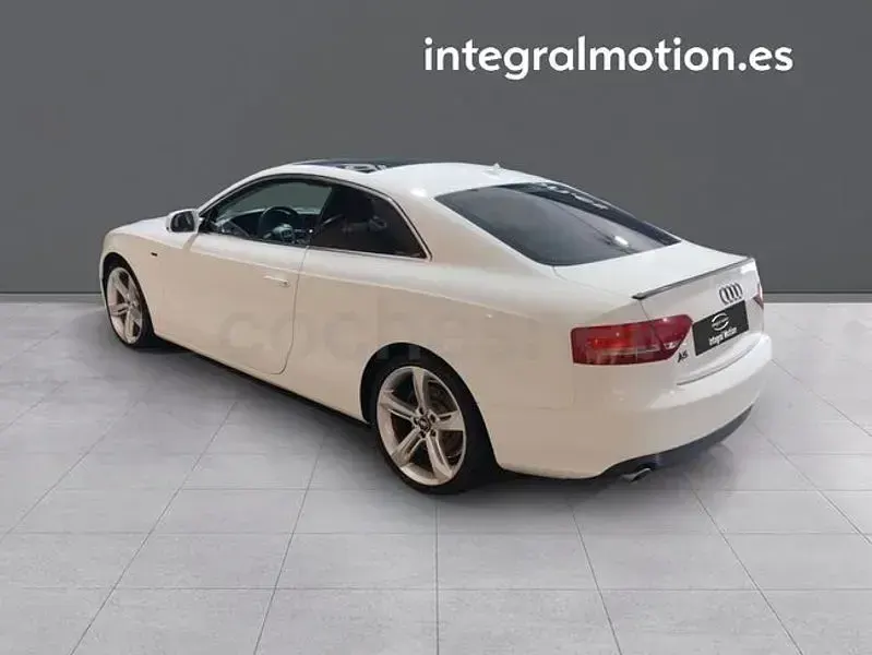 Usado Audi A5 Business 190 CV (139 kW) 2011 Blanco Coupe