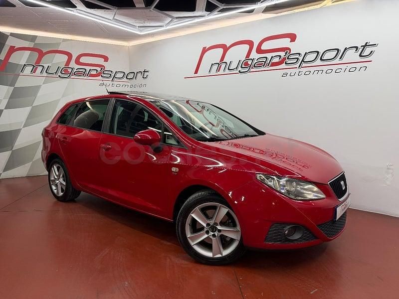 Usado Seat Ibiza ST Sport 105 CV (77 kW) 2010 Rojo Familiar