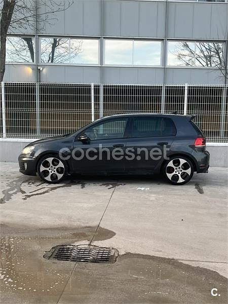 Usado VW Golf VI GTI 210 CV (154 kW) 2011 Negro Utilitario