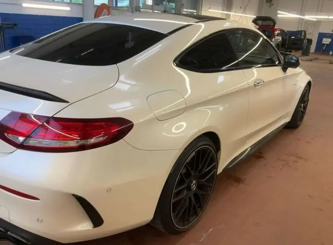 Usado Mercedes C63 AMG AMG 510 CV (375 kW) 2017 Blanco Coupe