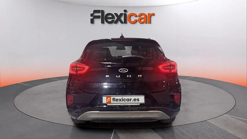 Usado Ford Puma Titanium 120 CV (88 kW) 2021 Negro SUV