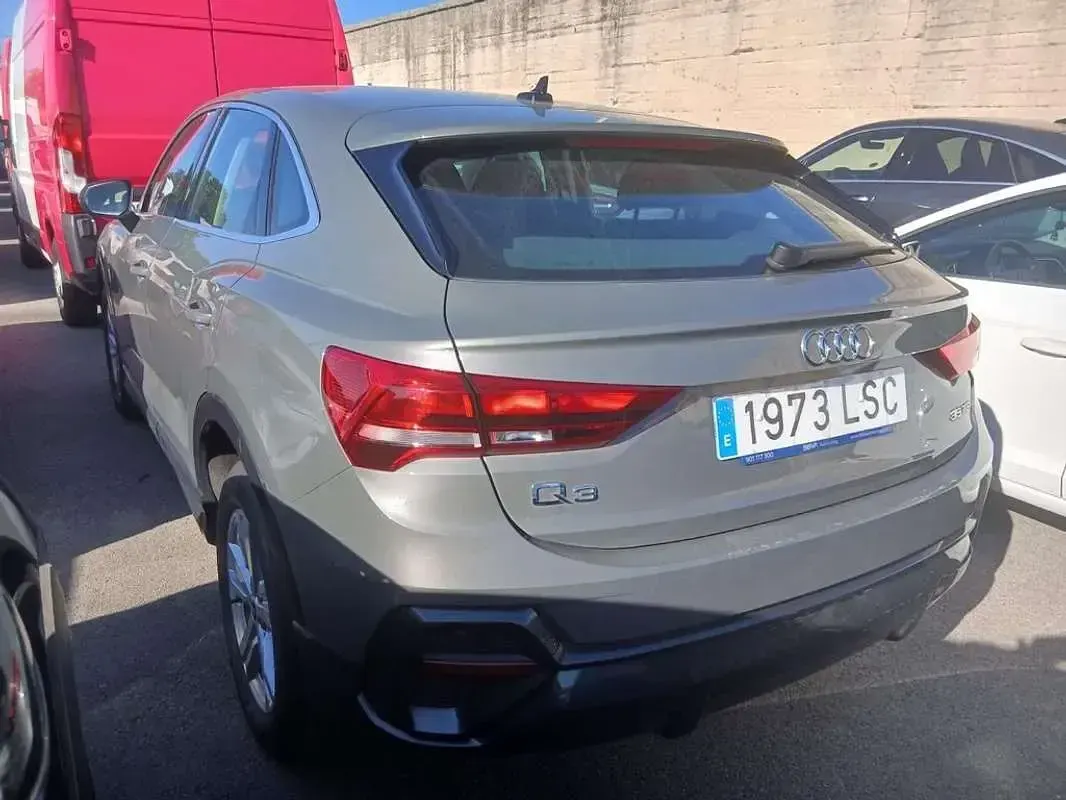Usado Audi Q3 Sportback 150 CV (110 kW) 2021 Gris SUV