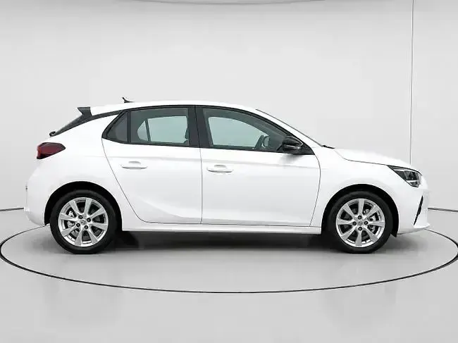 Usado Opel Corsa Edition 102 CV (75 kW) 2022 Blanco Utilitario