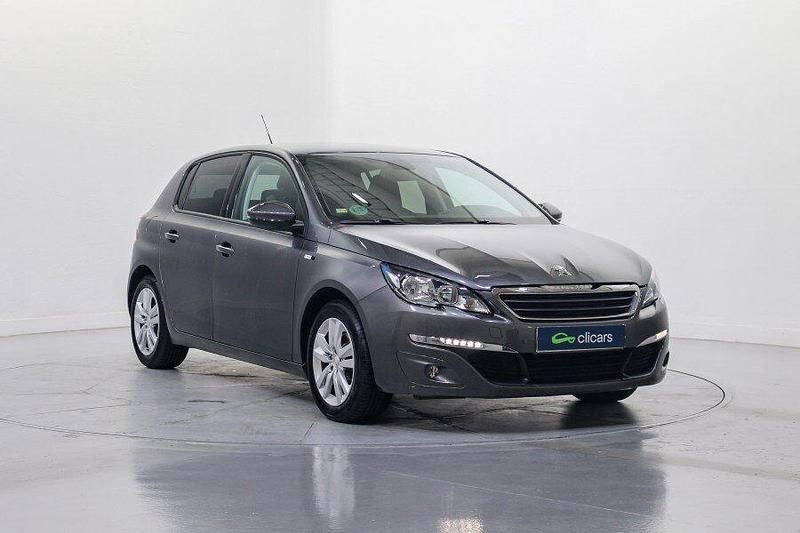Usado Peugeot 308 Style 130 CV (95 kW) 2016 Gris Berlina