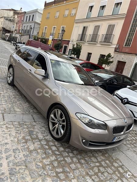 Usado BMW 530 Sport Line 235 CV (172 kW) 2011 Beige Familiar