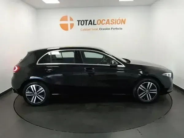 Usado Mercedes A250 218 CV (160 kW) 2022 Gris / plata Berlina