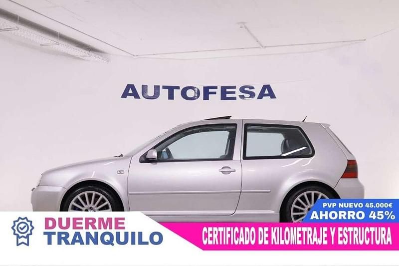 Usado VW Golf IV R 241 CV (177 kW) 2002 Gris Berlina
