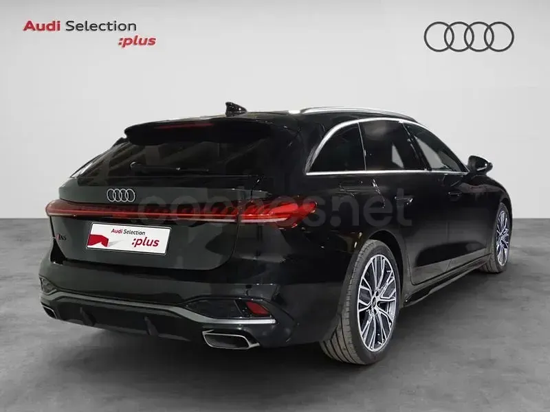 Käytetty Audi A5 Advanced 204 HP (150 kW) 2024 Musta Farmari
