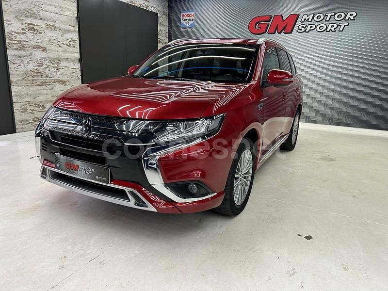 Granate Usado 2019 Mitsubishi Outlander P-HEV Motion SUV | 19.990 € (Precio justo) - Imagen 1/4