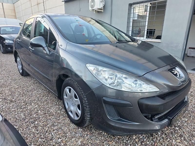 Usado Peugeot 308 Sport 90 CV (66 kW) 2009 Gris / plata Berlina