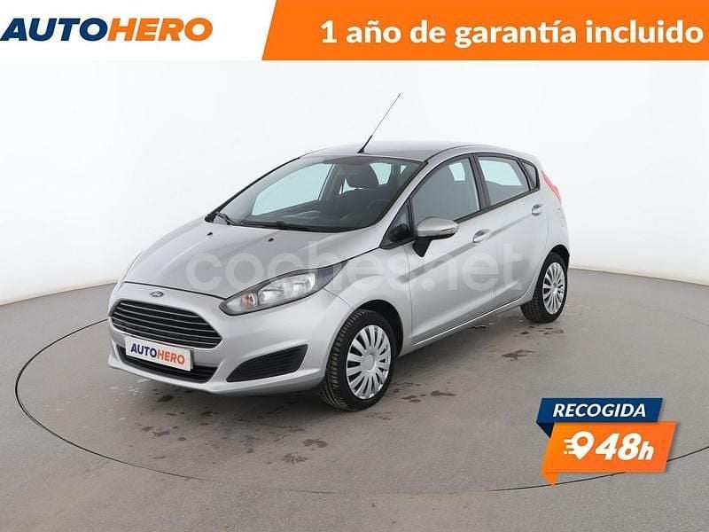 Gris Usado 2015 Ford Fiesta Trend Utilitario | 7899 € (Precio justo) - Imagen 1/3