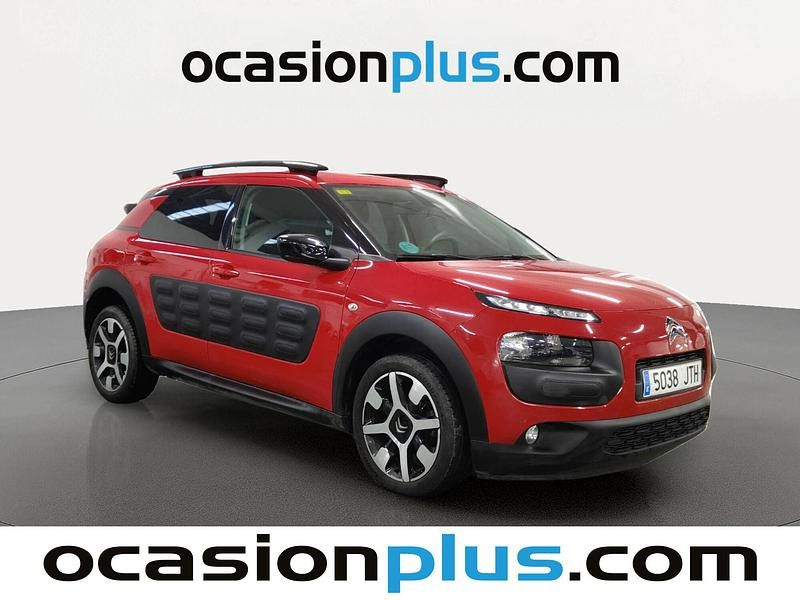 Usado Citroën C4 Cactus Feel 100 CV (73 kW) 2016 Rojo Utilitario