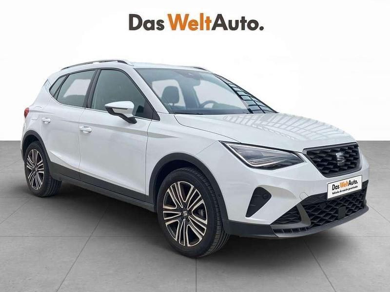 Blanco Usado 2024 Seat Arona FR SUV | 19.900 € (Precio justo) - Imagen 1/4