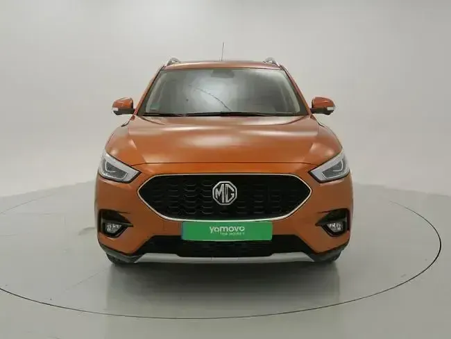 Usado MG ZS Luxury 111 CV (81 kW) 2023 Naranja SUV