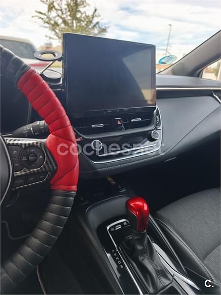 Usado Toyota Corolla Sport 140 CV (102 kW) 2023 Blanco Familiar