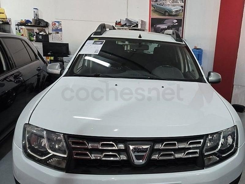 Usado Dacia Duster Ambiance 125 CV (91 kW) 2015 Blanco SUV